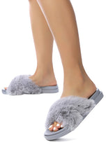 Load image into Gallery viewer, HOMEY FUR SLIP-ON FLATS
