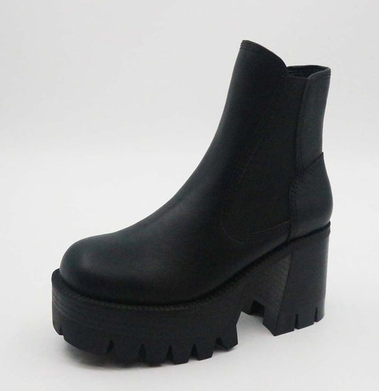 high platform bootie with corc and rubber soles si